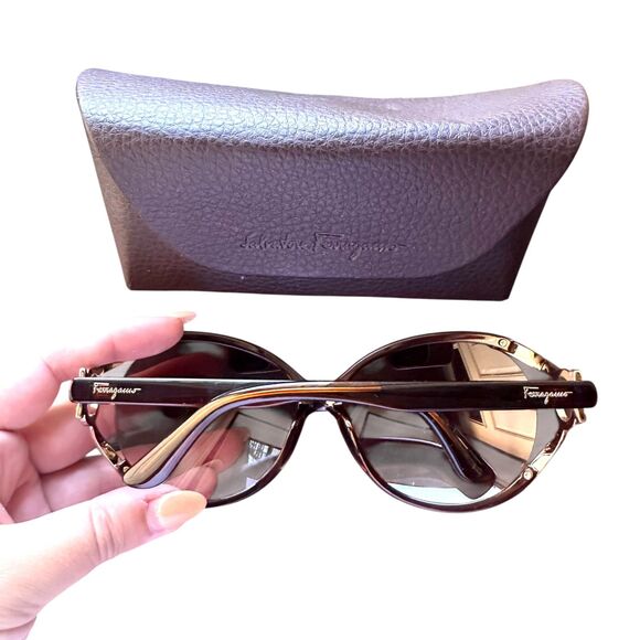 SALVATORE FERRAGAMO Oversized Oval Sunglasses w Case‎ main image 5